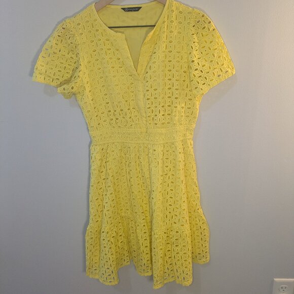 Yellow Dress - Picture 1 of 1